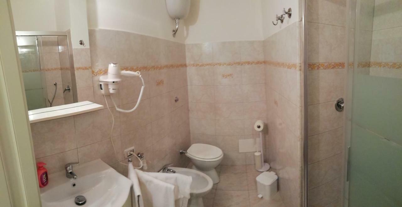 Apartment Urbino 33 Rome Buitenkant foto