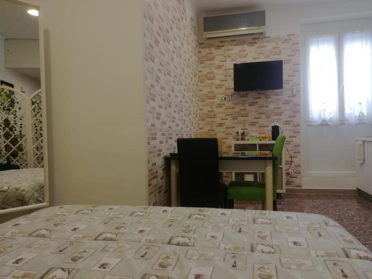 Apartment Urbino 33 Rome Buitenkant foto