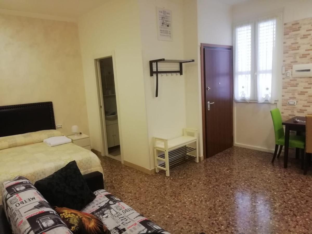 Apartment Urbino 33 Rome Buitenkant foto